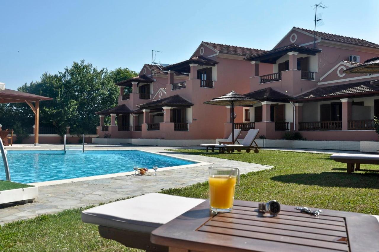 Louvros Apartments Sidárion Dış mekan fotoğraf